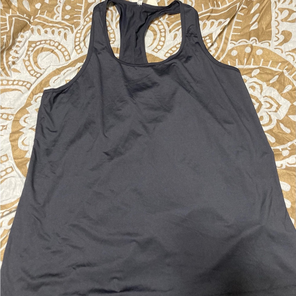 Fable tics tank new super comfortable size M